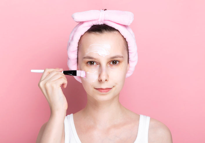 Renew Exfoliation: Sandalwood Brightening Powder