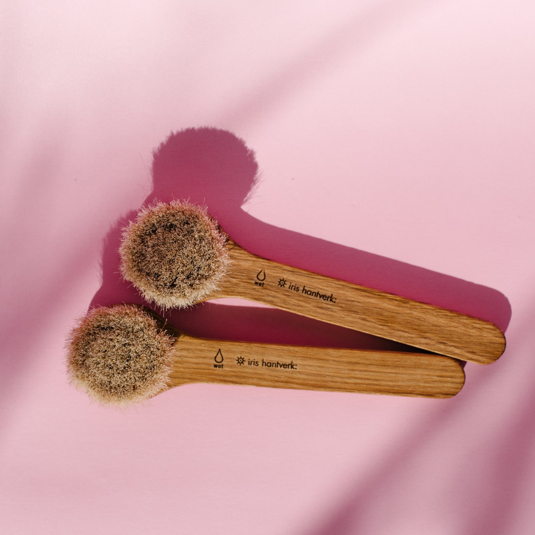 Exfoliating + Deep Cleanse Facial Wet Brush