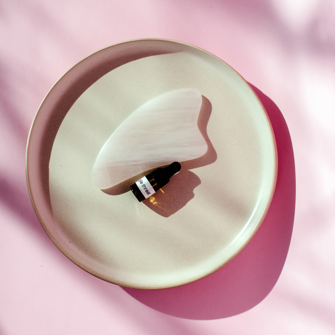 INTRO GUA SHA TOOL | Rose Quartz Heart