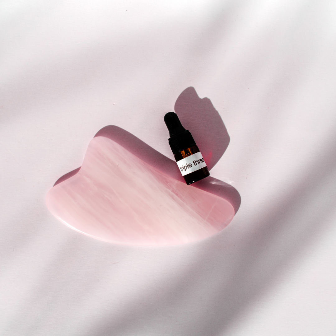 INTRO GUA SHA TOOL | Rose Quartz Heart